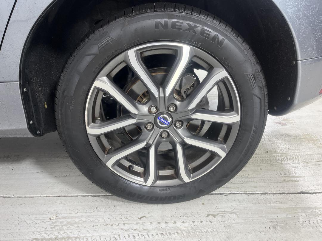 Photo '11' of Volvo XC60