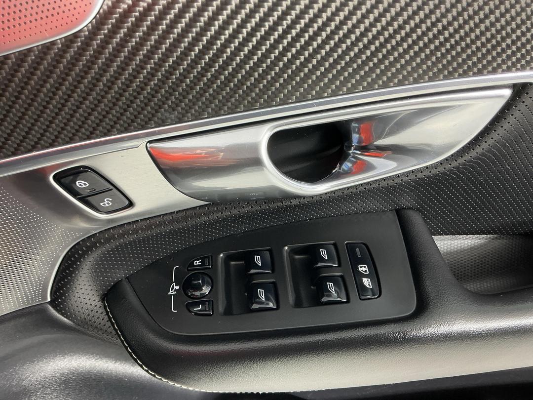 Photo '25' of Volvo XC90