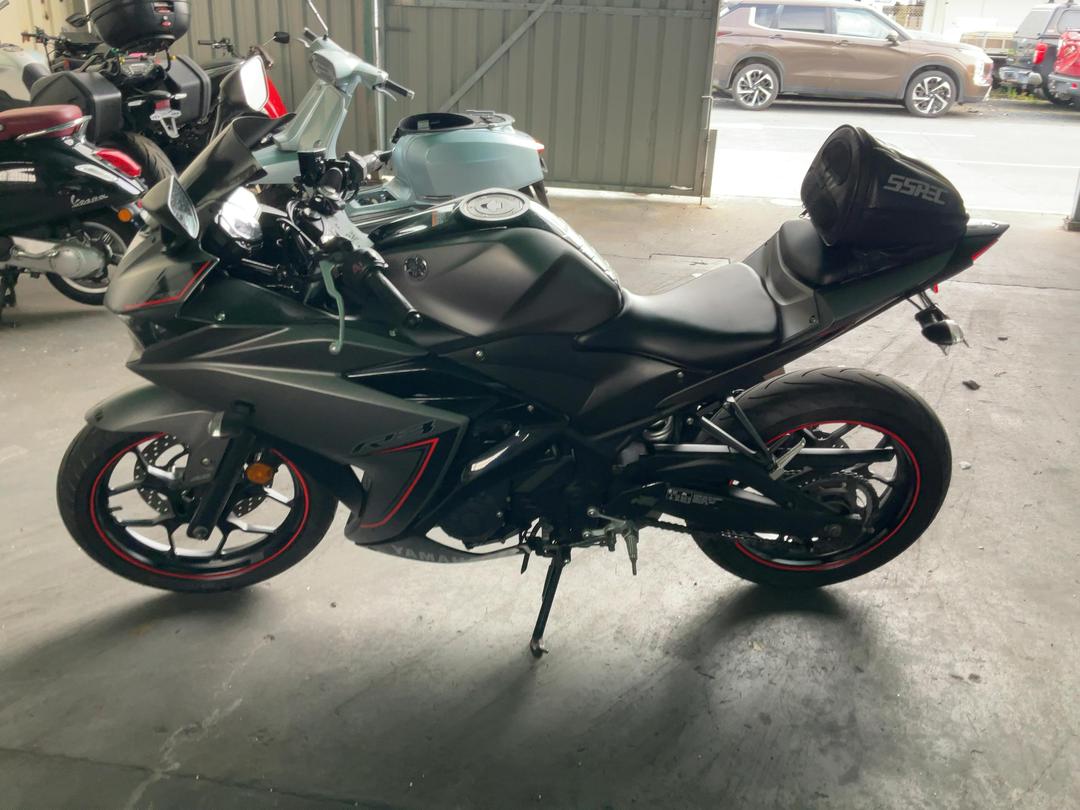 Photo '4' of Yamaha YZF R3AG
