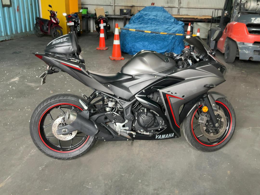 Photo '8' of Yamaha YZF R3AG