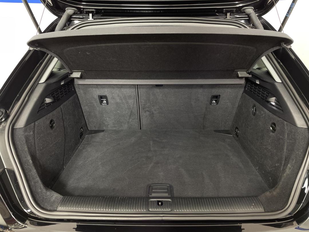 Photo '14' of Audi A3