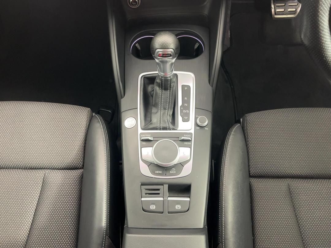 Photo '18' of Audi A3