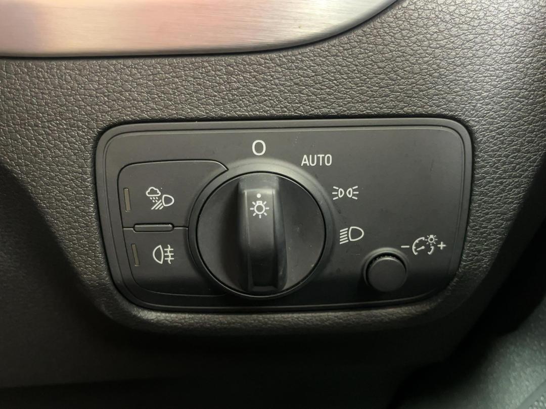 Photo '26' of Audi Q2