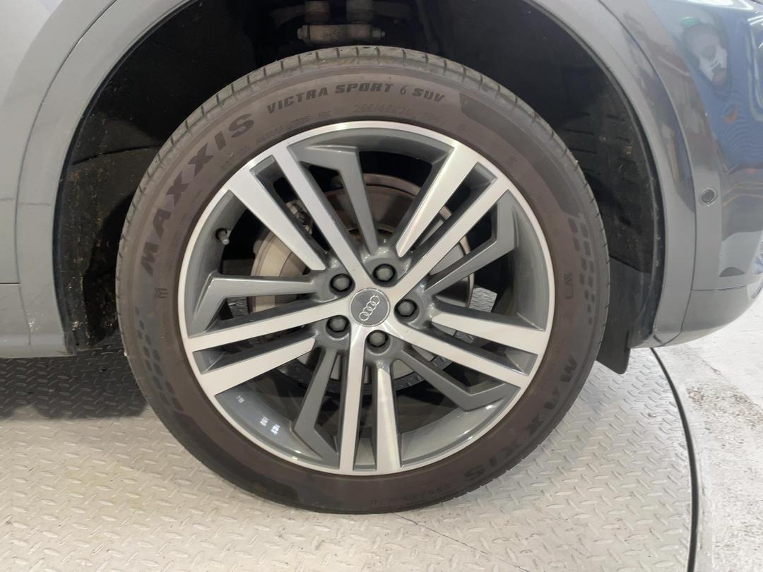 Photo '9' of Audi Q5