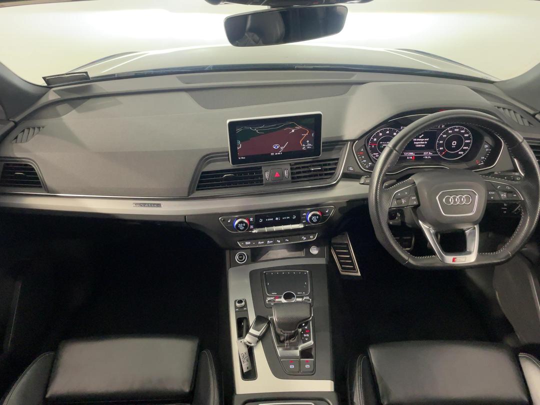 Photo '17' of Audi Q5