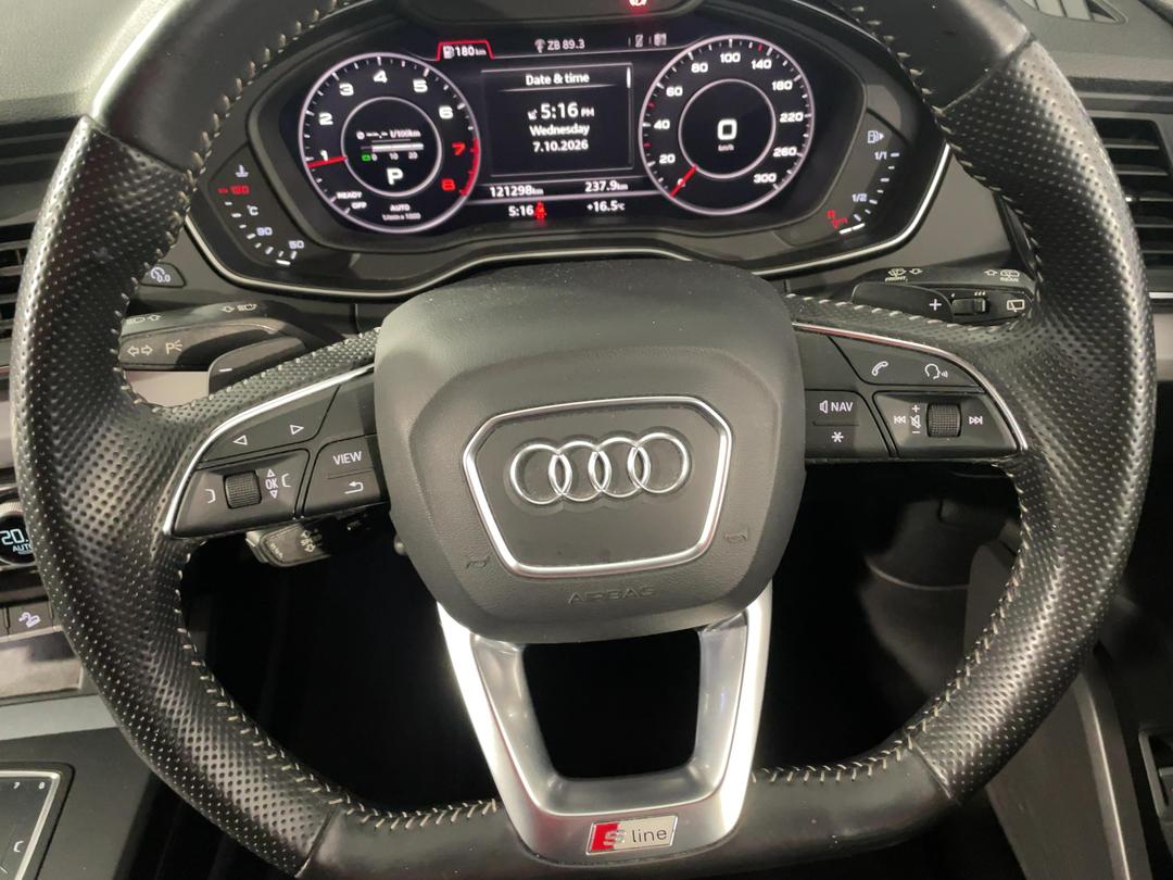 Photo '25' of Audi Q5
