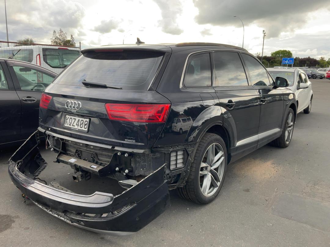 Photo '4' of Audi Q7 3.0 TDI Q TIP (160KW Photo '4' of Audi Q7 3.0 TDI Q TIP (160KW