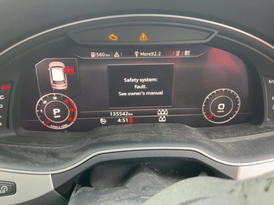 Photo '14' of Audi Q7 3.0 TDI Q TIP (160KW Photo '14' of Audi Q7 3.0 TDI Q TIP (160KW