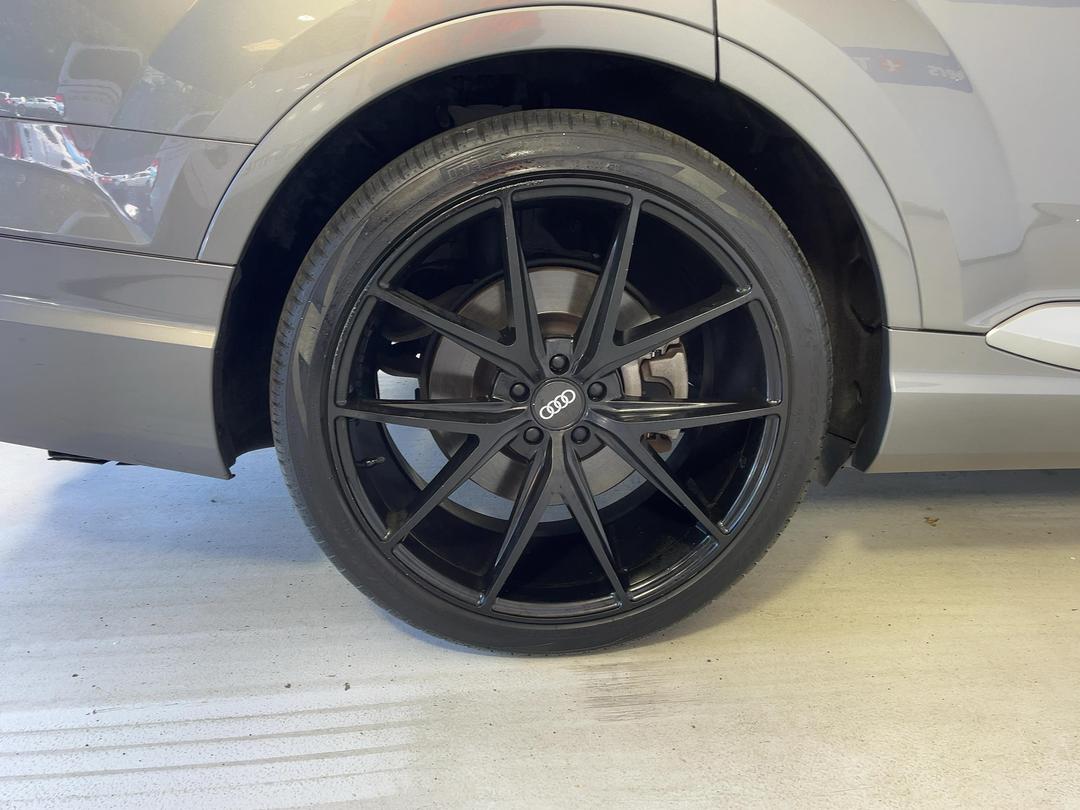 Photo '12' of Audi Q7