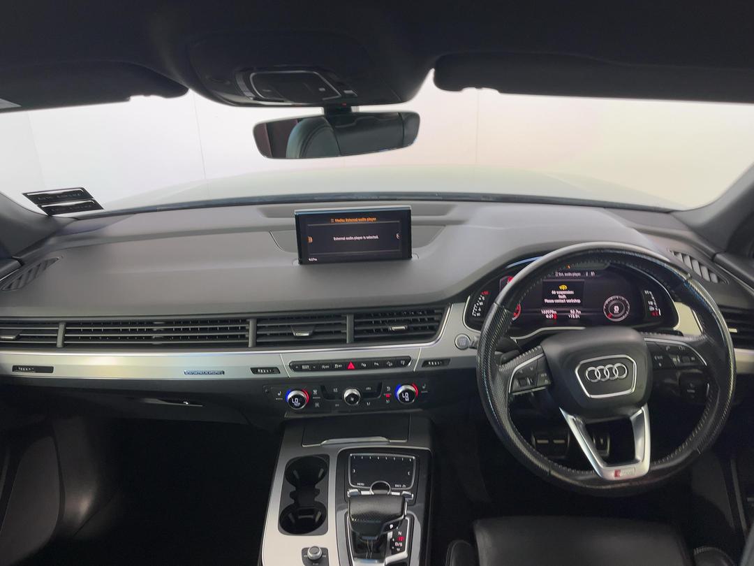 Photo '17' of Audi Q7