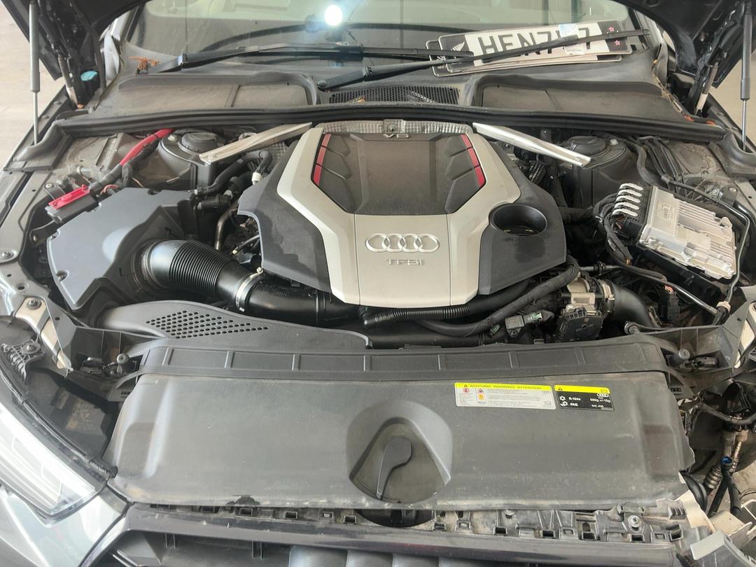 Photo '13' of Audi S4 S4 Avant 3.0 Tfsi Q