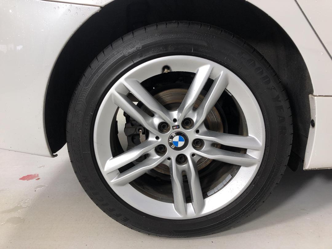 Photo '12' of BMW 2 Series