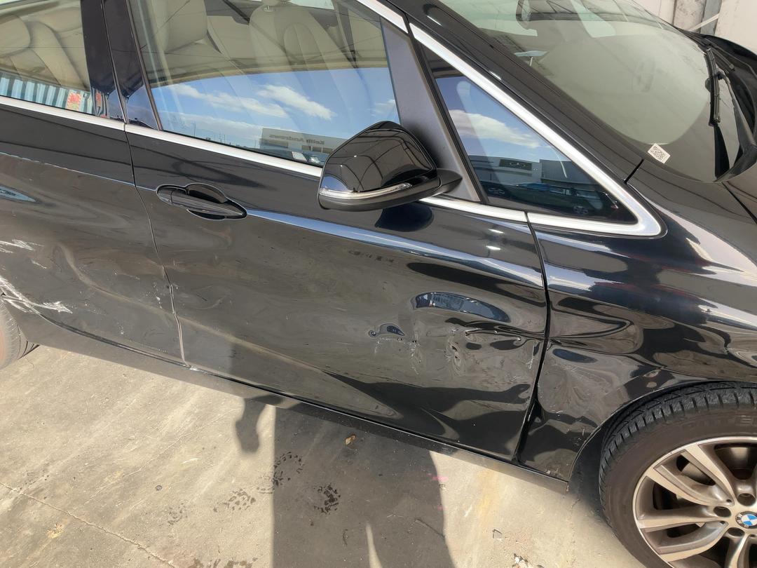 Photo '6' of BMW 2 Series 220I