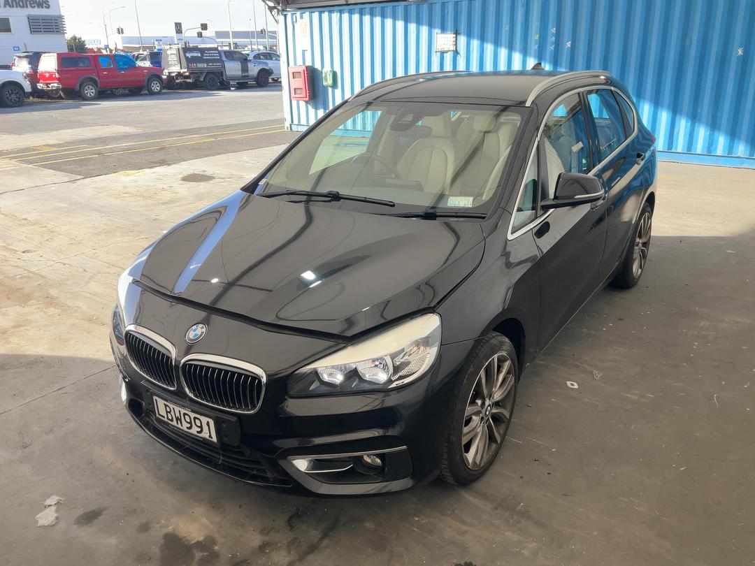 Photo '2' of BMW 2 Series 220I