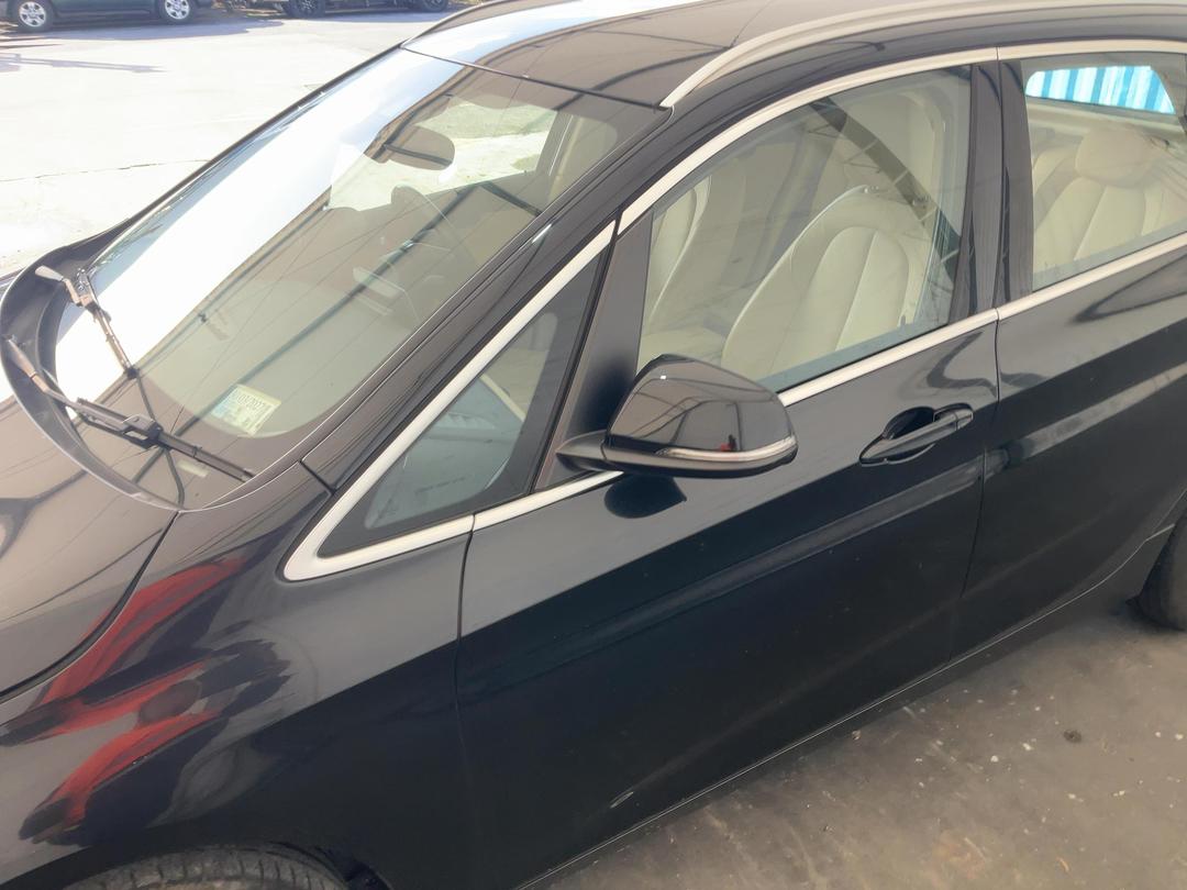 Photo '9' of BMW 2 Series 220I