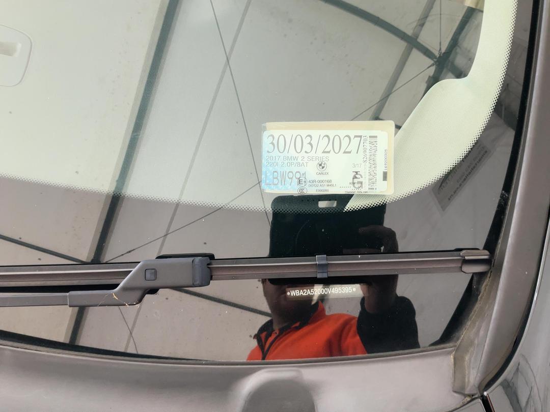 Photo '24' of BMW 2 Series 220I