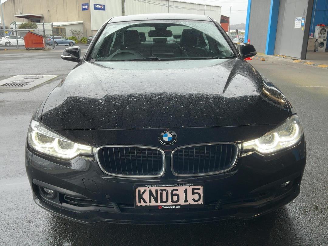 Photo '3' of BMW 3 Series 318I Photo '3' of BMW 3 Series 318I