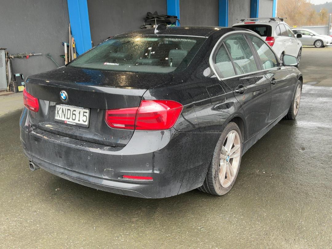 Photo '7' of BMW 3 Series 318I Photo '7' of BMW 3 Series 318I