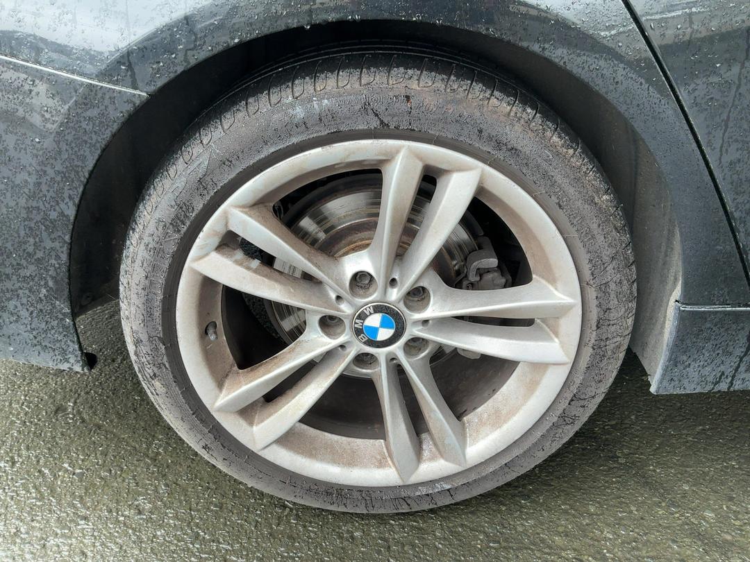 Photo '8' of BMW 3 Series 318I Photo '8' of BMW 3 Series 318I