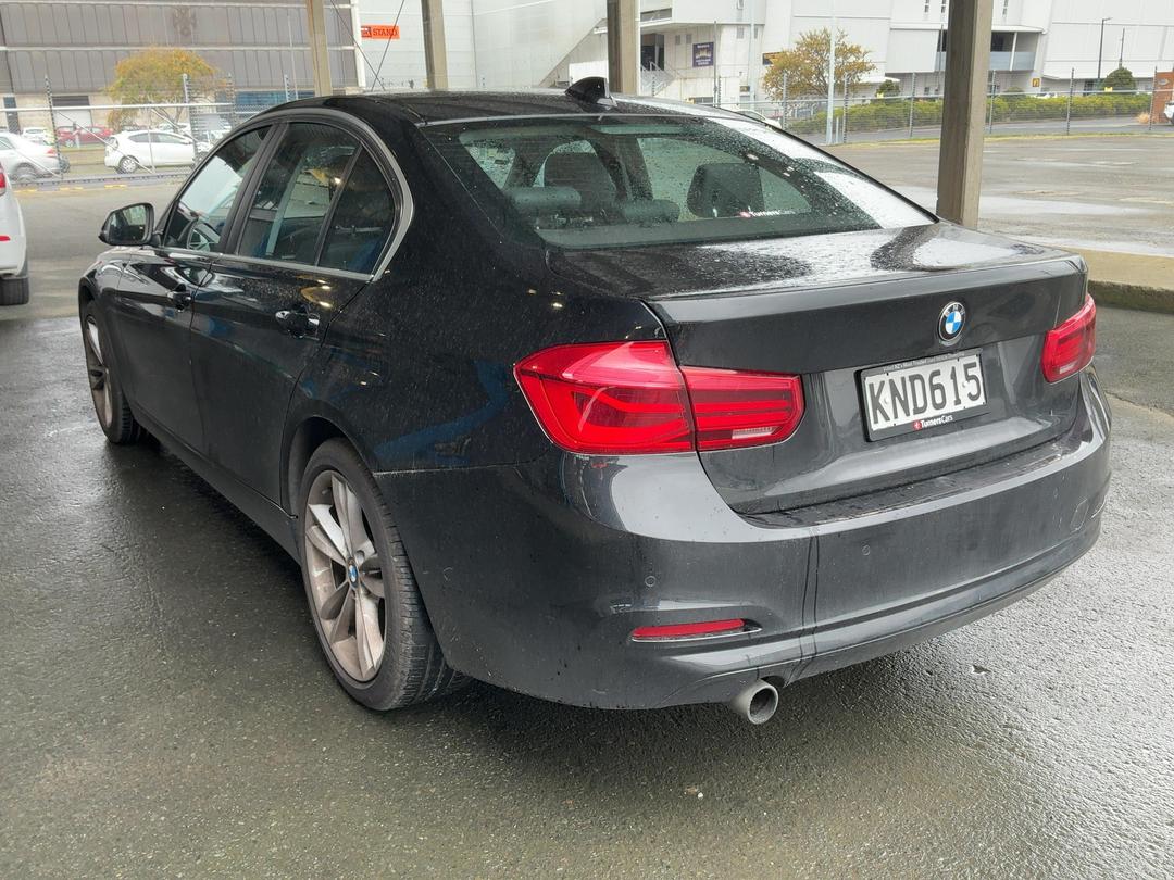 Photo '10' of BMW 3 Series 318I Photo '10' of BMW 3 Series 318I