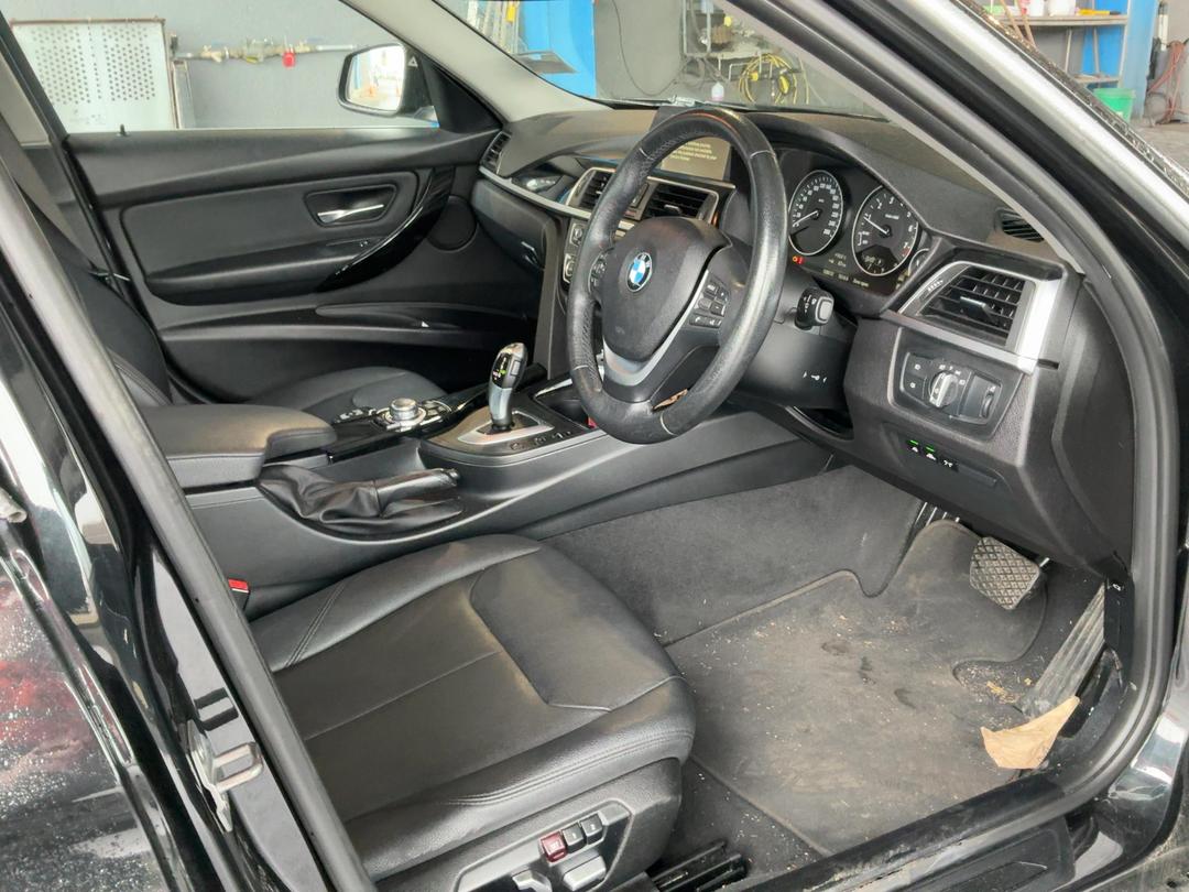 Photo '14' of BMW 3 Series 318I Photo '14' of BMW 3 Series 318I