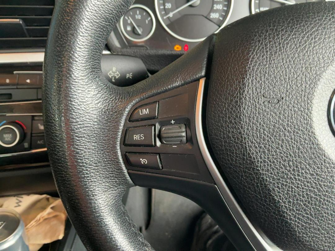 Photo '22' of BMW 3 Series 318I Photo '22' of BMW 3 Series 318I