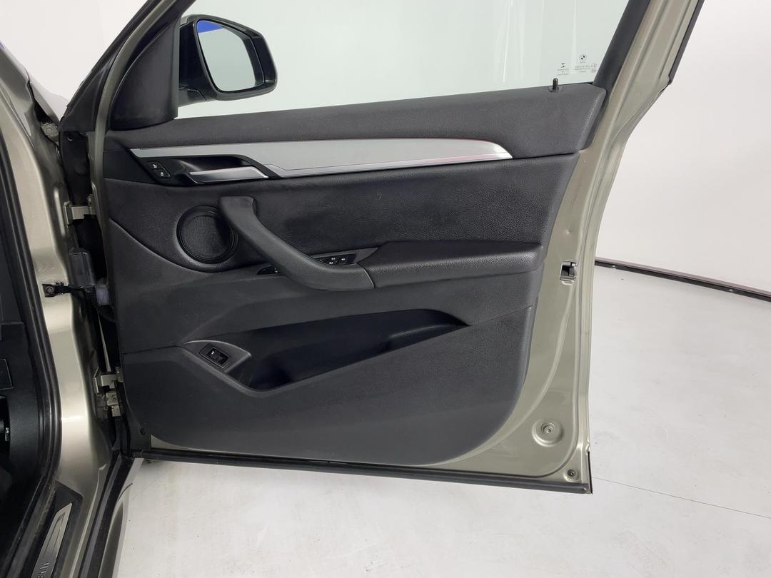 Photo '15' of BMW X1