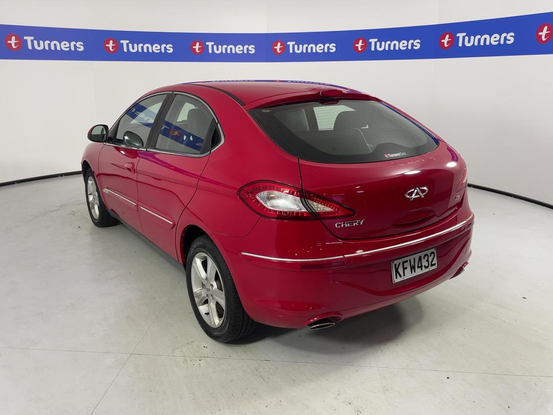 Photo '5' of Chery J3