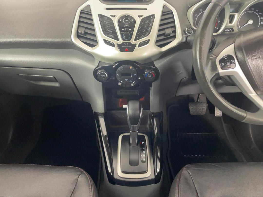 Photo '18' of Ford Ecosport