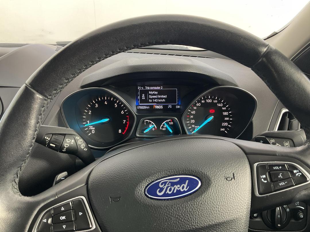 Photo '21' of Ford Escape