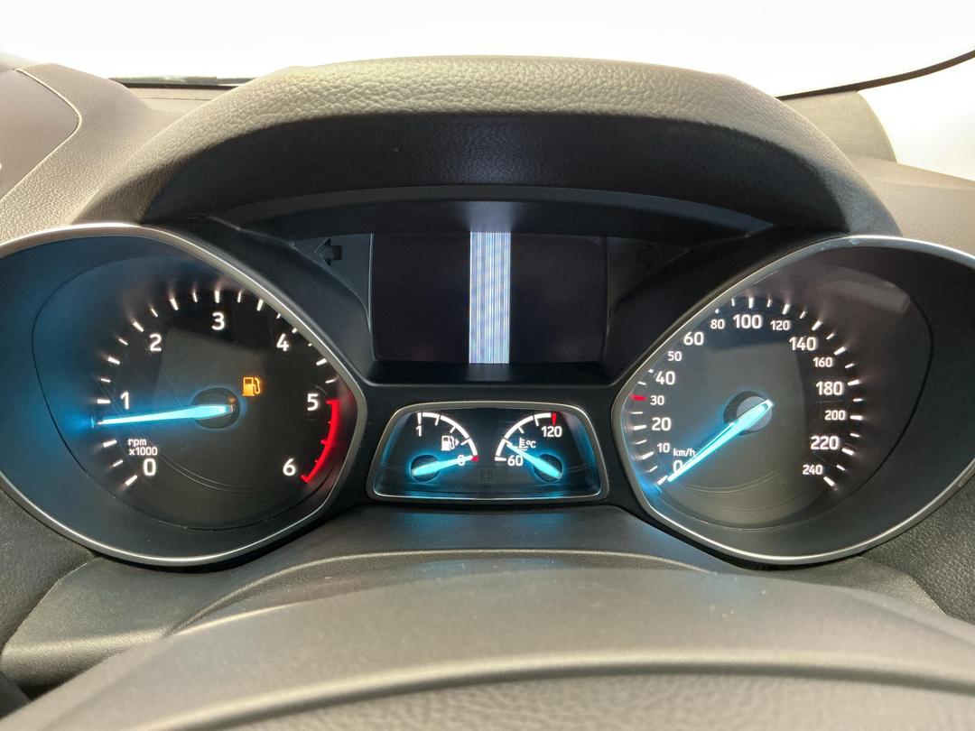 Photo '21' of Ford Escape