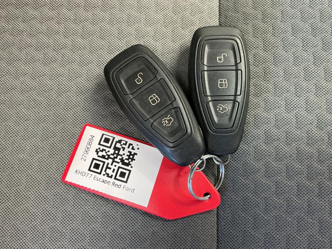 Photo '22' of Ford Escape