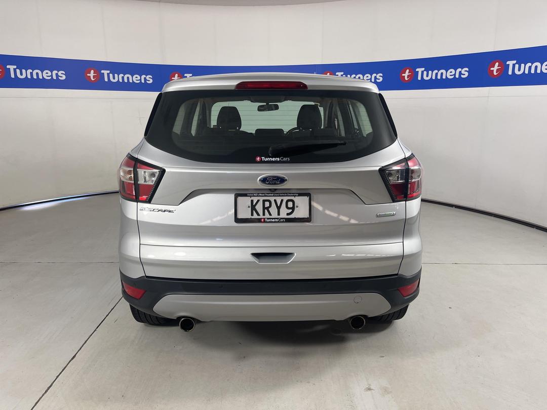 Photo '6' of Ford Escape