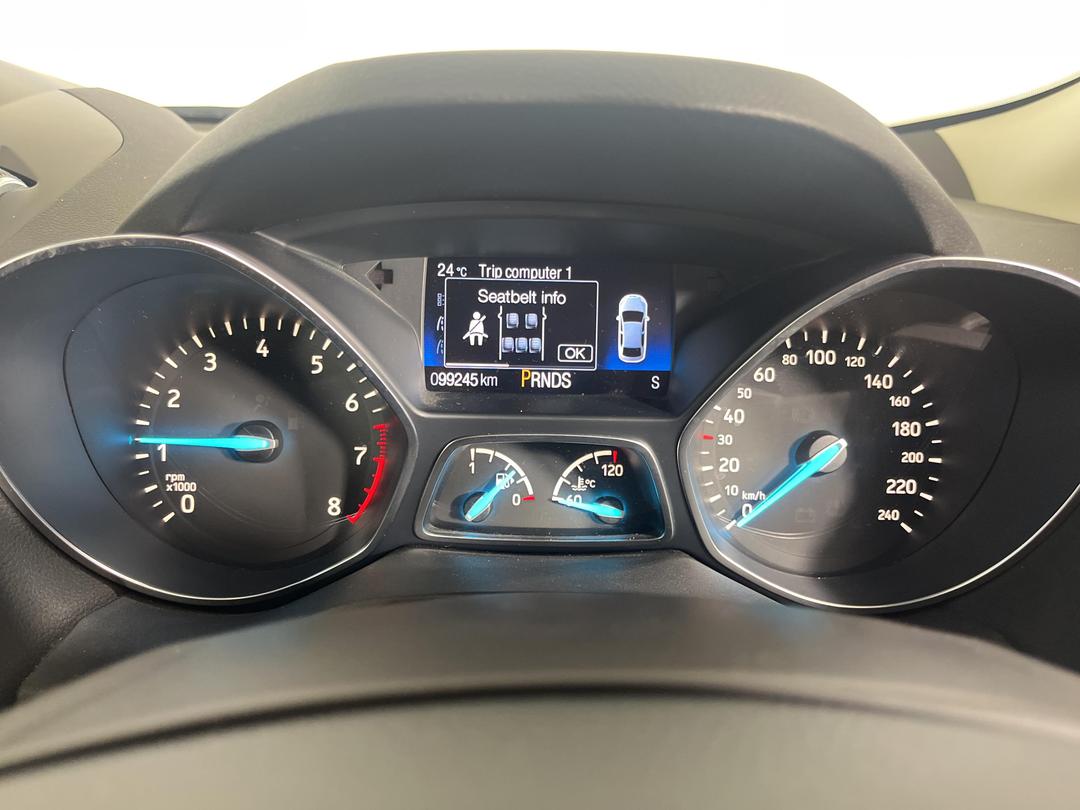 Photo '21' of Ford Escape