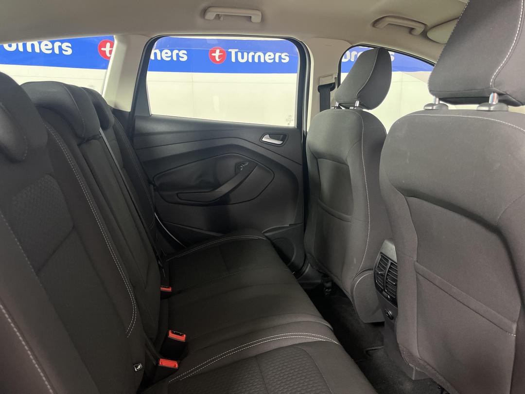 Photo '20' of Ford Escape