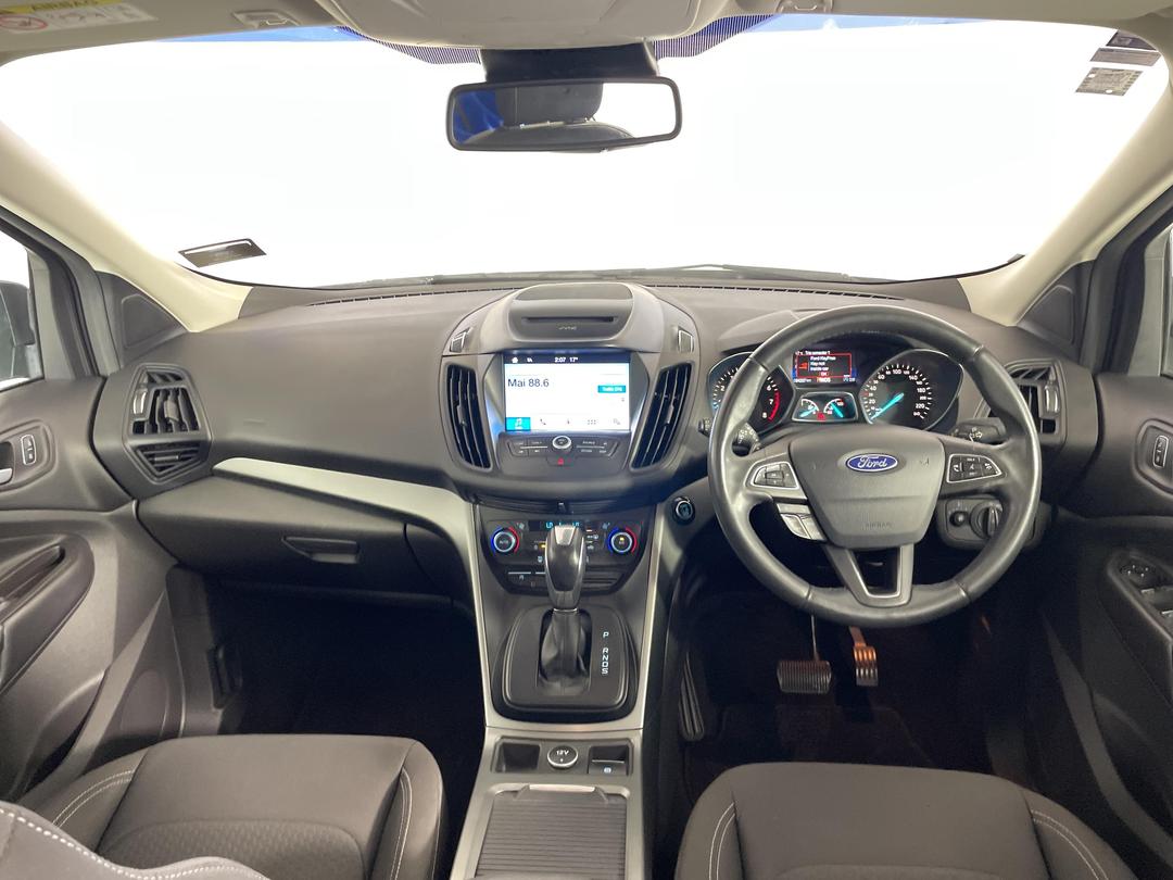 Photo '17' of Ford Escape