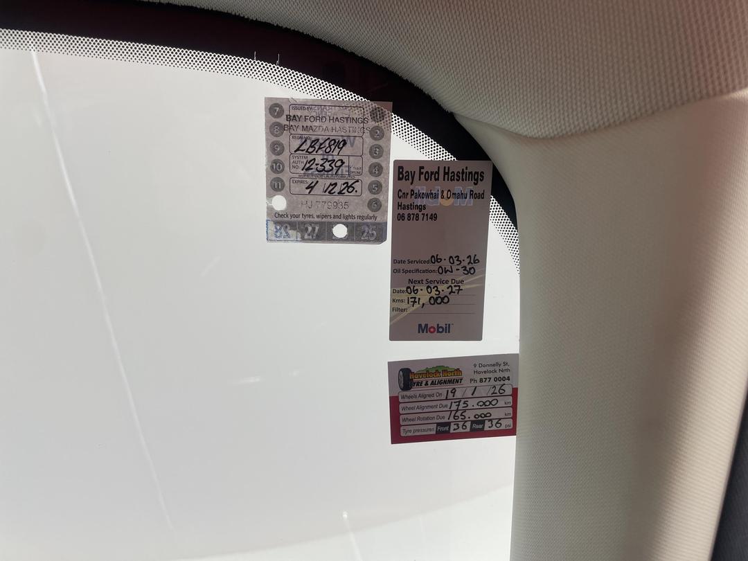 Photo '23' of Ford Escape