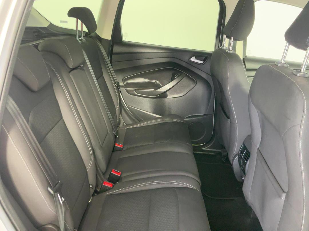 Photo '20' of Ford Escape