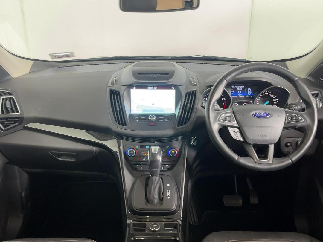 Photo '17' of Ford Escape