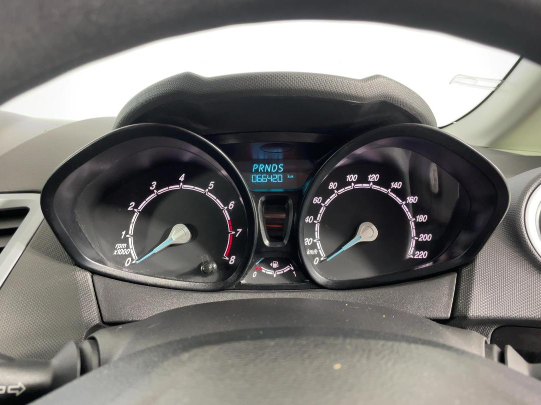 Photo '21' of Ford Fiesta