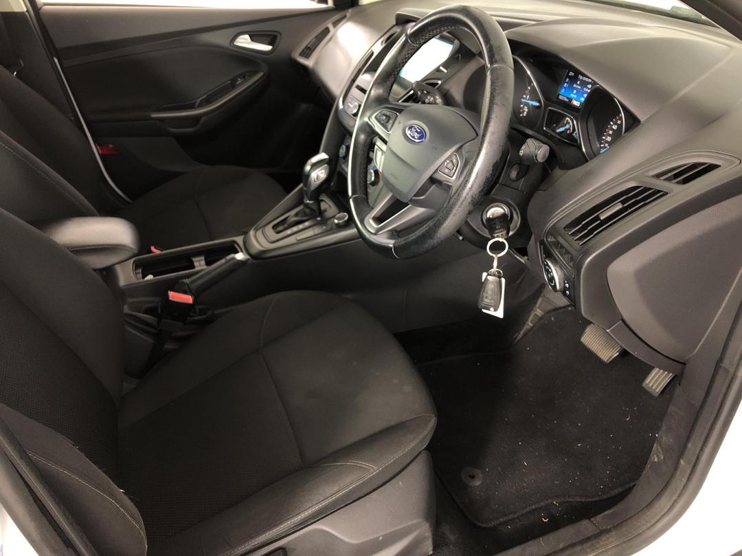 Photo '14' of Ford Focus Trend Wagon