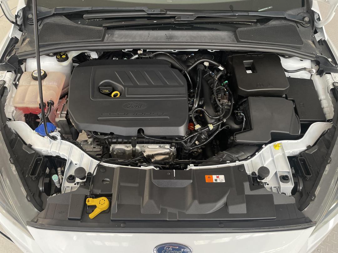 Photo '6' of Ford Focus Sport