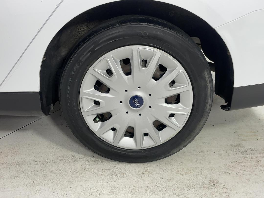 Photo '11' of Ford Focus