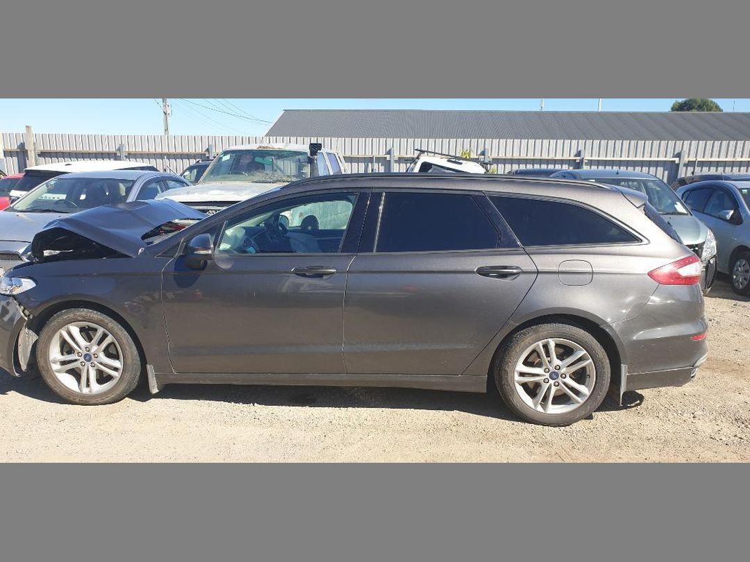 Photo '2' of Ford Mondeo Ambiente WGN Diesel