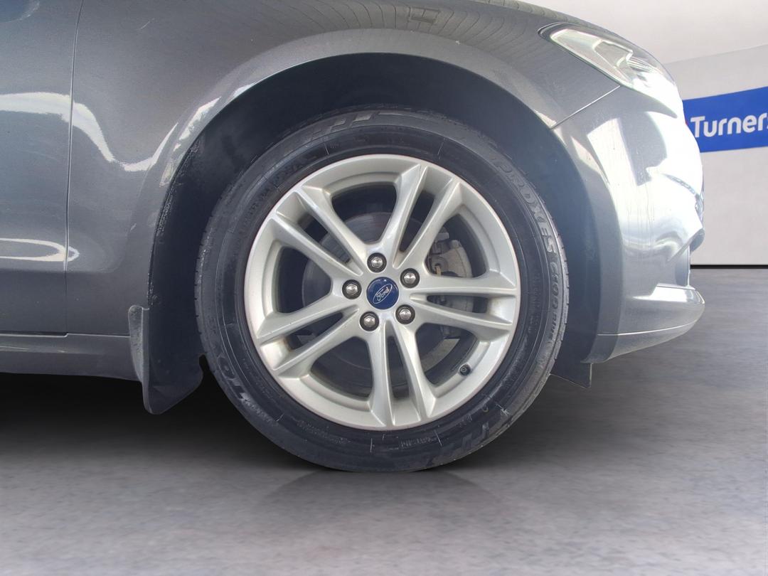 Photo '9' of Ford Mondeo