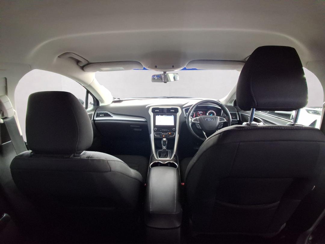 Photo '18' of Ford Mondeo