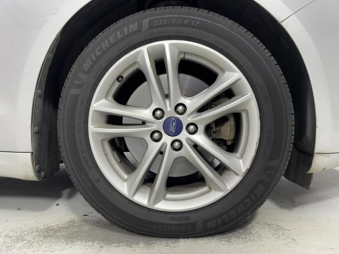 Photo '9' of Ford Mondeo