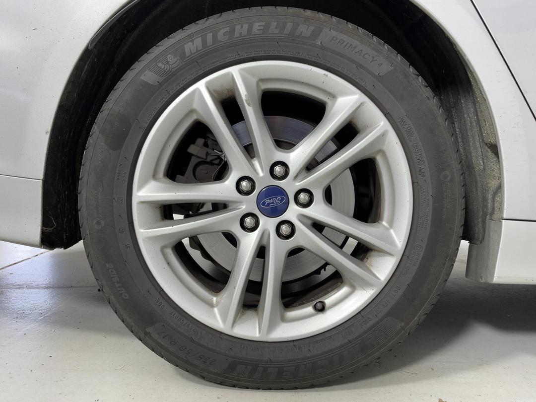 Photo '12' of Ford Mondeo