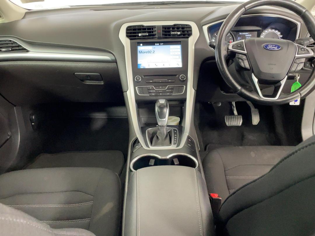 Photo '17' of Ford Mondeo