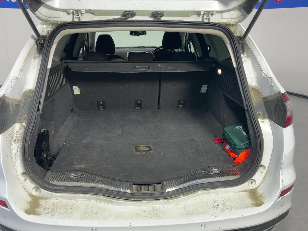 Photo '14' of Ford Mondeo